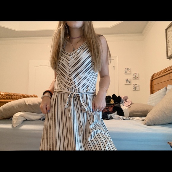 ☆ STRIPED DRESS ☆ - Picture 2 of 2